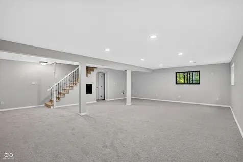 7209 Kingswood Circle Indianapolis IN 46256