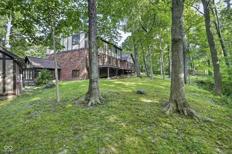 7209 Kingswood Circle Indianapolis IN 46256