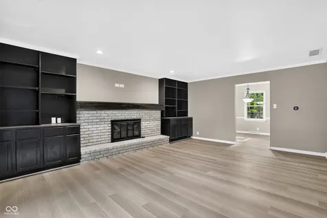 7209 Kingswood Circle Indianapolis IN 46256