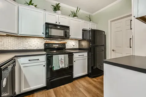 5019 Amber Creek Place Indianapolis IN 46237