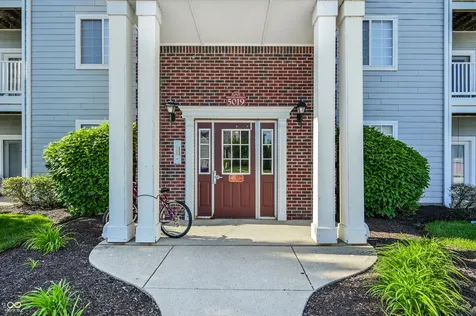 5019 Amber Creek Place Indianapolis IN 46237