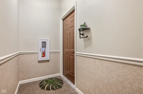 5019 Amber Creek Place Indianapolis IN 46237