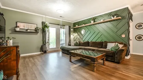5019 Amber Creek Place Indianapolis IN 46237