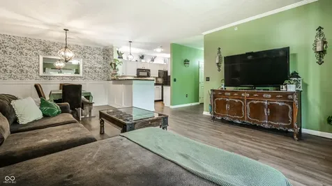 5019 Amber Creek Place Indianapolis IN 46237
