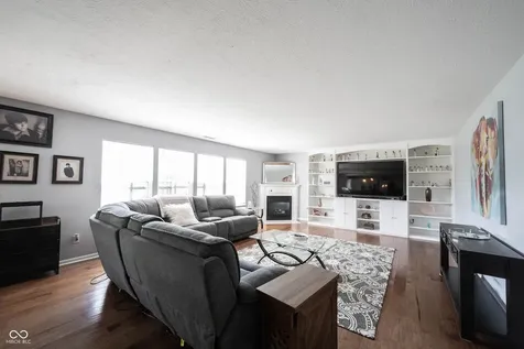 2385 S Moeller Circle New Palestine IN 46163