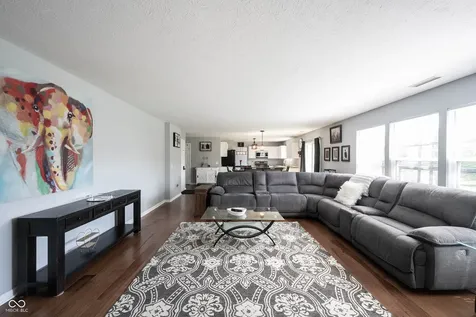 2385 S Moeller Circle New Palestine IN 46163