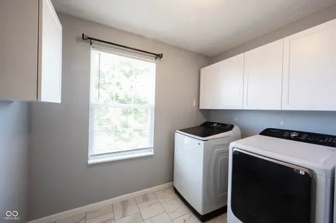 2385 S Moeller Circle New Palestine IN 46163