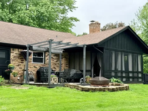 3052 W Burning Tree Road Crawfordsville IN 47933