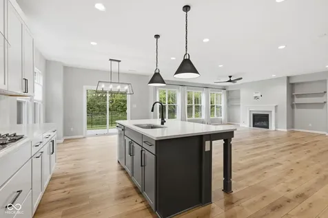 6870 Hidden Meadow Pass Mccordsville IN 46055