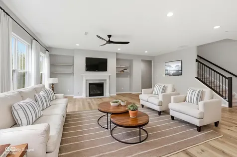 6870 Hidden Meadow Pass Mccordsville IN 46055