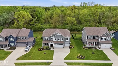 6870 Hidden Meadow Pass Mccordsville IN 46055