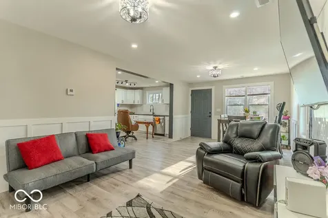 513 S Franklin Road Indianapolis IN 46239