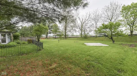 391 S Baldwin Street Bargersville IN 46106