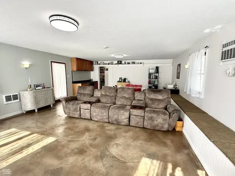 6419 Woodwind Drive Indianapolis IN 46217