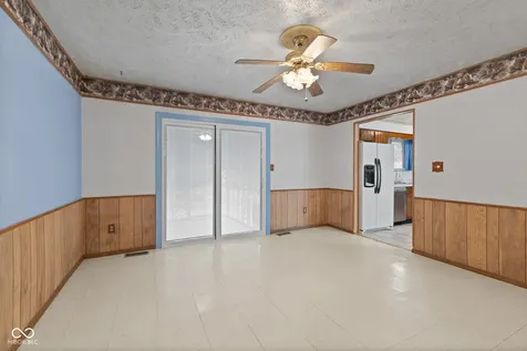 6616 S Lawndale Avenue Indianapolis IN 46221