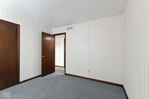 6616 S Lawndale Avenue Indianapolis IN 46221