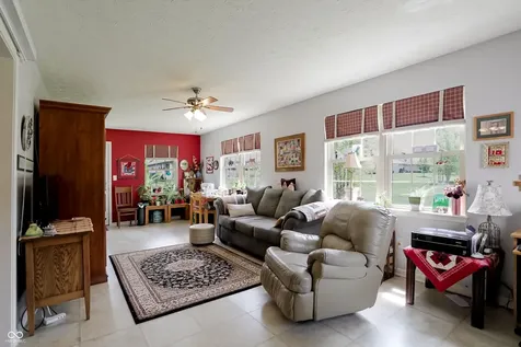 5517 Blairwood Drive Indianapolis IN 46237