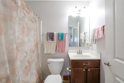5517 Blairwood Drive Indianapolis IN 46237