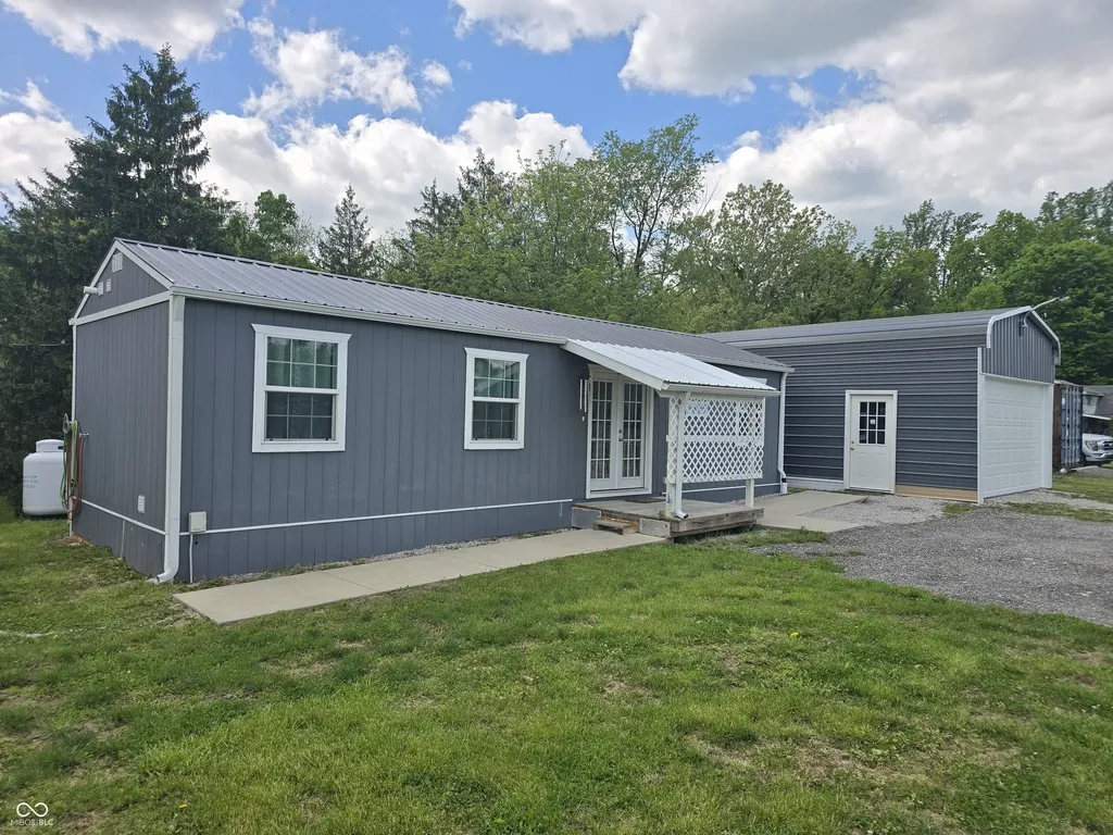 3605 State Highway 43 Spencer IN 47460