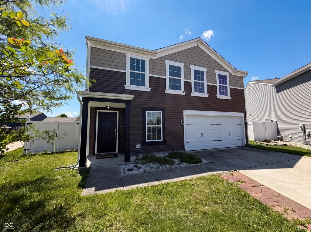 939 Olmsted Court Shelbyville IN 46176