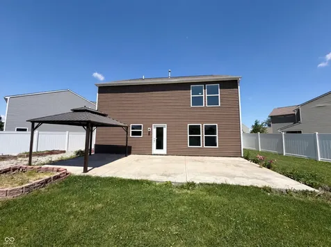 939 Olmsted Court Shelbyville IN 46176