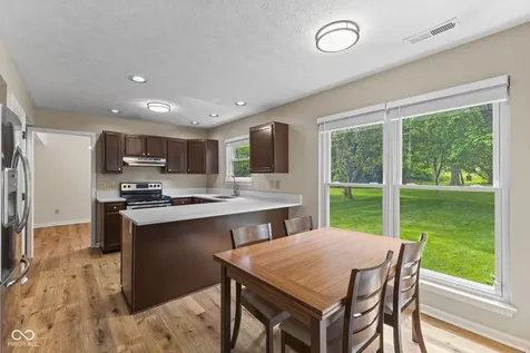12427 Doe Lane Indianapolis IN 46236