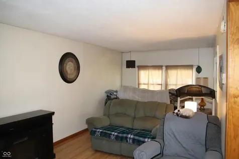 2132 N 600 E Greenfield IN 46140
