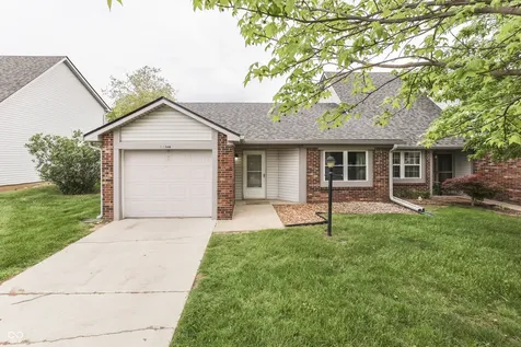 1136 Paradise Way N Greenwood IN 46143