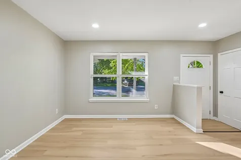 1412 Wolf Court Indianapolis IN 46229