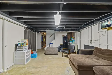 421 Brewer Drive Greenwood IN 46142