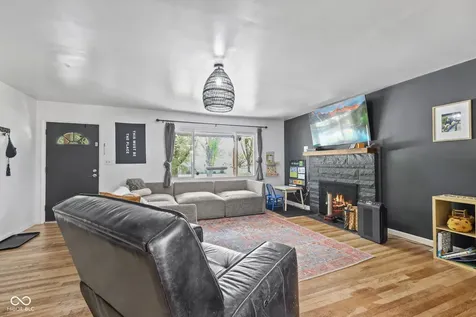 421 Brewer Drive Greenwood IN 46142