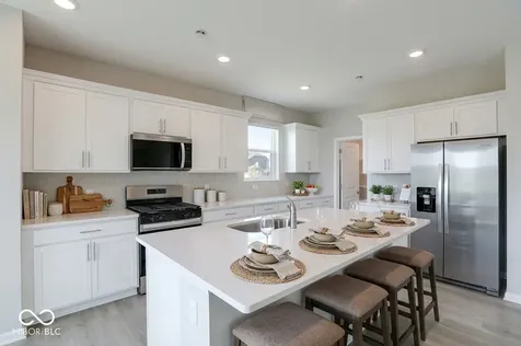 7128 Portico Lane Mccordsville IN 46055