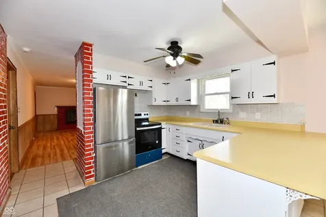 7953 Forest Park Drive Indianapolis IN 46217