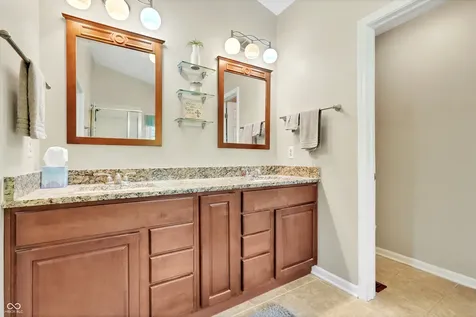 13077 Lansdowne Drive Fishers IN 46038