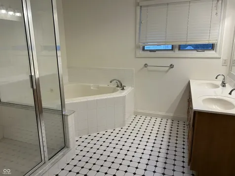 472 S Pine Street Indianapolis IN 46203