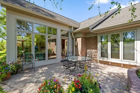 8540 Olde Mill Run Indianapolis IN 46260