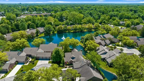 8540 Olde Mill Run Indianapolis IN 46260