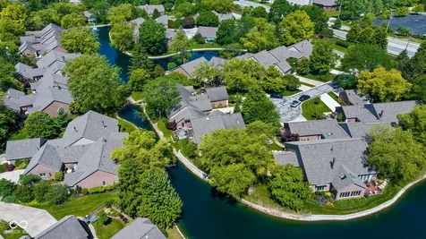 8540 Olde Mill Run Indianapolis IN 46260