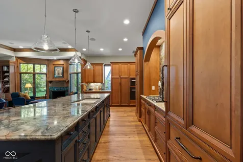 8540 Olde Mill Run Indianapolis IN 46260