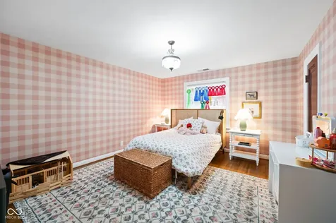5344 N Pennsylvania Street Indianapolis IN 46220