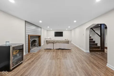 5344 N Pennsylvania Street Indianapolis IN 46220