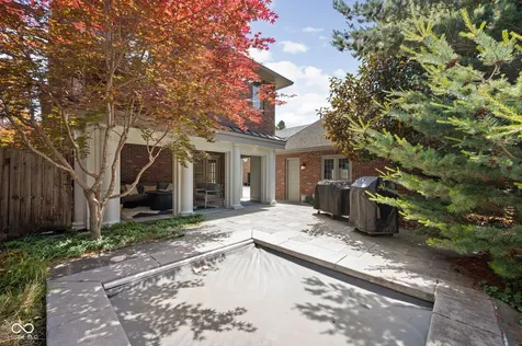 5344 N Pennsylvania Street Indianapolis IN 46220