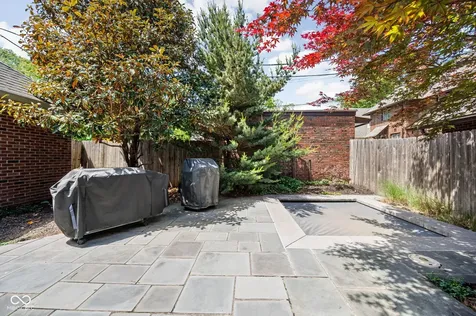 5344 N Pennsylvania Street Indianapolis IN 46220