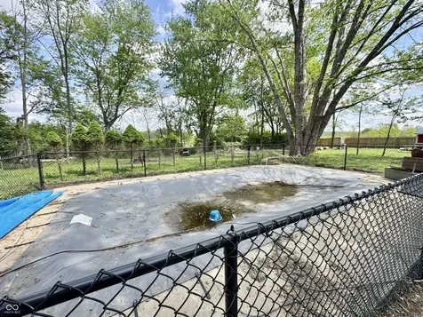 9994 E Taylor Avenue Zionsville IN 46077