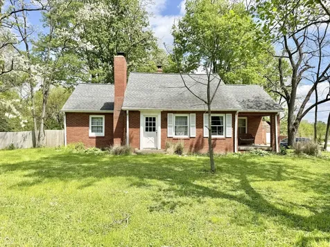 9994 E Taylor Avenue Zionsville IN 46077