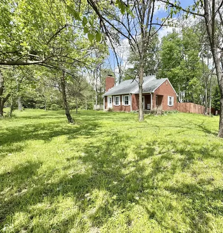 9994 E Taylor Avenue Zionsville IN 46077