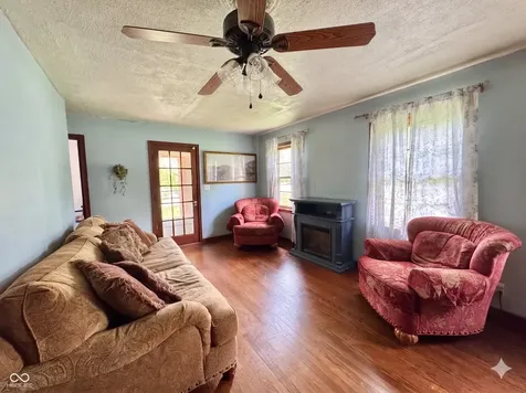 9994 E Taylor Avenue Zionsville IN 46077