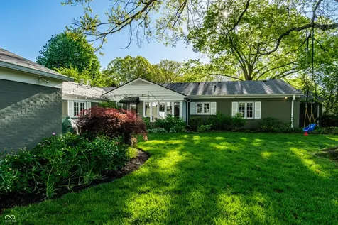 7440 Holliday Drive E Indianapolis IN 46260