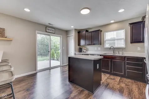 814 Cherry Tree Lane Greenwood IN 46143