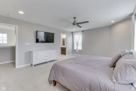 814 Cherry Tree Lane Greenwood IN 46143